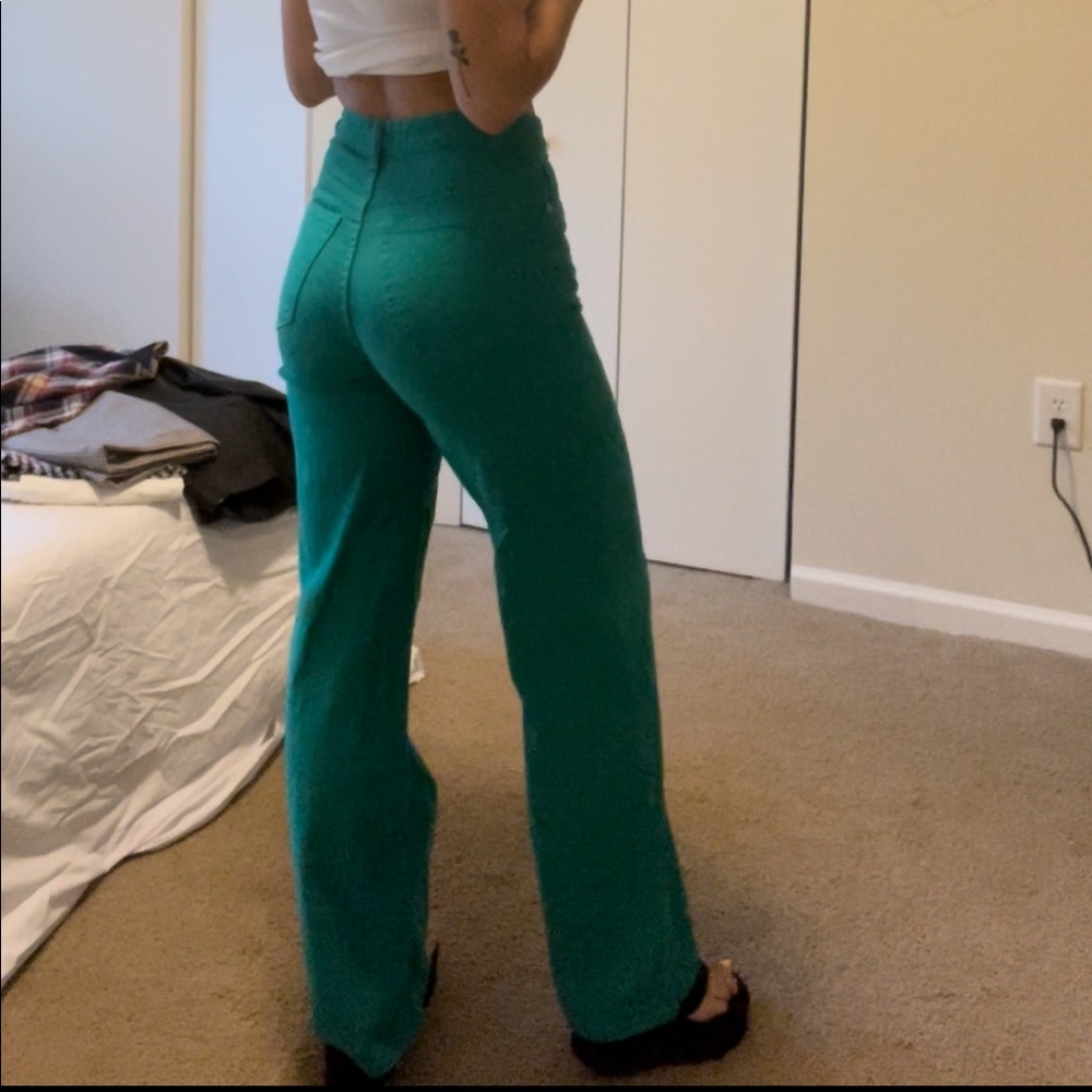 H&M KELLY GREEN PANTS SIZE 4